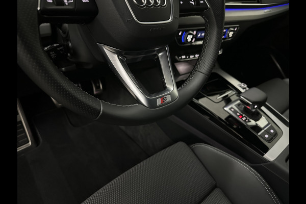 Audi Q5 Sportback 40 TFSI Benzine S-Line | ACC | Sfeerverlichting | Keyless-Entry | Matrix-LED | Virtual-Cockpit | Tour-Pakket | Black-Optic | Camera | Beker-Clima | 3-Zone Clima | Draadloos Laden | Zonwering | 6 mnd. BOVAG Garantie |