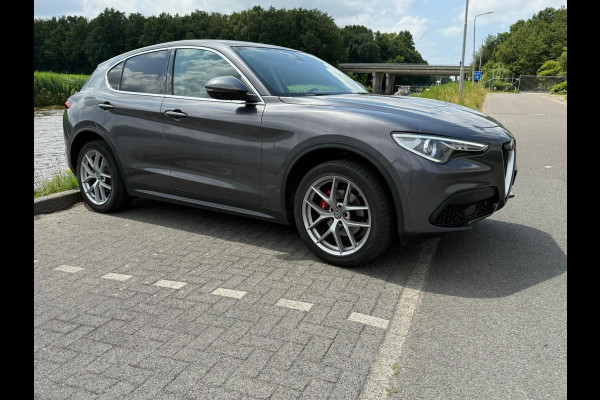 Alfa Romeo Stelvio 2.0 T AWD First Edition 280 PK 1e eig.