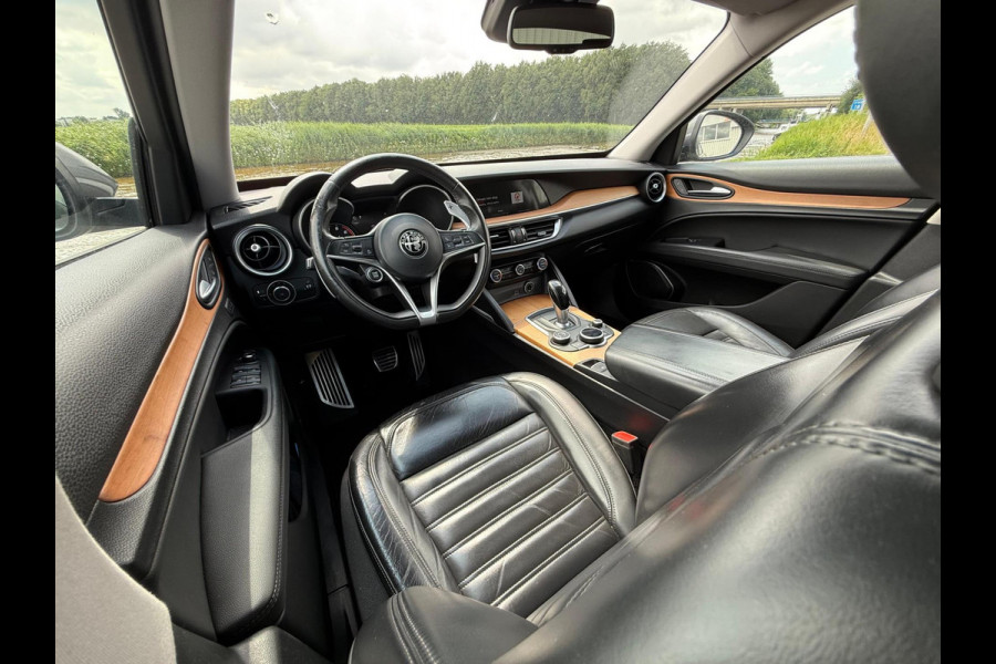 Alfa Romeo Stelvio 2.0 T AWD First Edition 280 PK 1e eig.