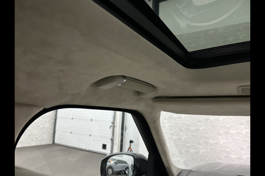 Land Rover Range Rover 2.0 P400e Autobiography | Dealer Onderhouden | Nieuw Accu-Pakket | Panorama | ACC | 360 Camera | Massage | Stoelventilatie V+A | ISO-Glas | Meridian-Sound | Memory Achter | Alcantara Hemelbekleding | Elektrische Achter-Stoelen | Stoelverwarming V+A | 4-Zone Clima | Keyless-Entry | Luchtvering |