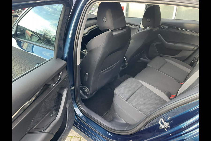 Škoda Octavia Combi 1.0 e-TSI Business Edition