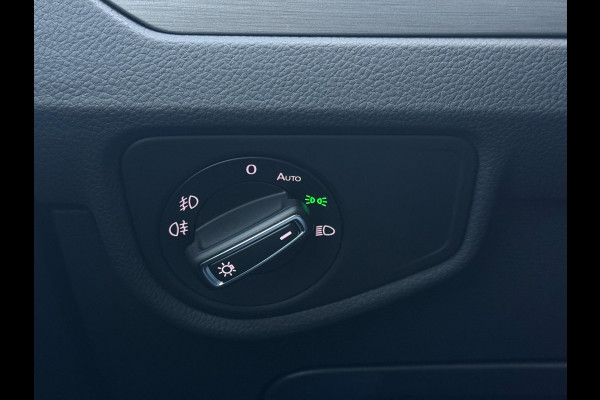 Volkswagen Touran 1.4 TSI Highline Aut.|7P Navi Clima Acc Stoelverw. Apple Carplay & Android Auto 1e Eigenaar DealerOH