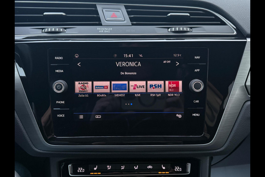 Volkswagen Touran 1.4 TSI Highline Aut.|7P Navi Clima Acc Stoelverw. Apple Carplay & Android Auto 1e Eigenaar DealerOH