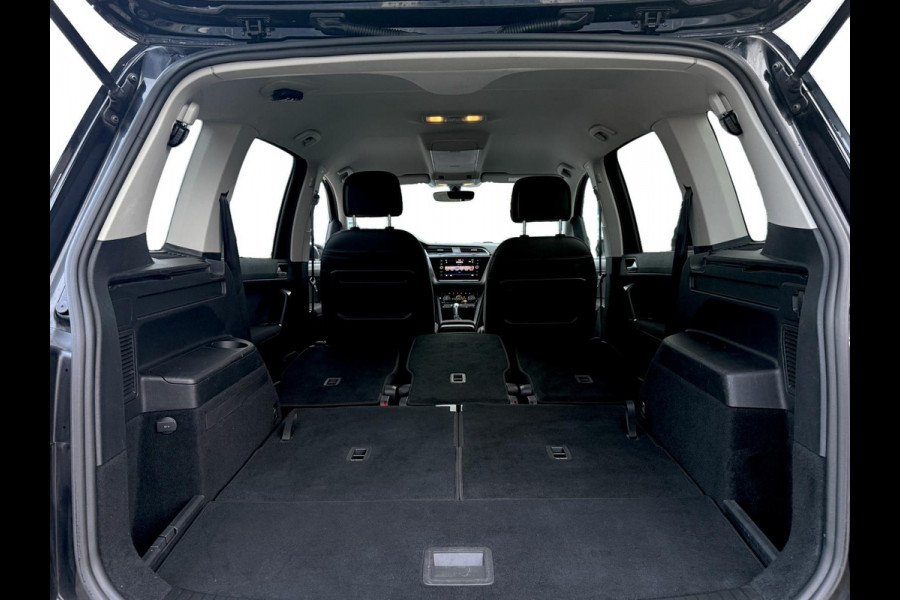 Volkswagen Touran 1.4 TSI Highline Aut.|7P Navi Clima Acc Stoelverw. Apple Carplay & Android Auto 1e Eigenaar DealerOH