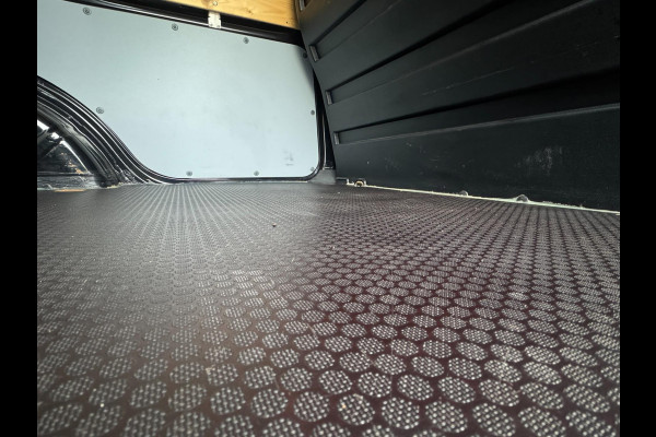 Volkswagen Caddy 2.0 TDI L1H1 BMT Exclusive Edition 150PK / LED / ACC / WINTERPACK / PDC / VLOER / LAT-OM-LAT / RIEM RECENT VERV.