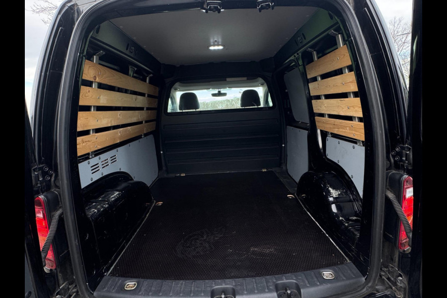 Volkswagen Caddy 2.0 TDI L1H1 BMT Exclusive Edition 150PK / LED / ACC / WINTERPACK / PDC / VLOER / LAT-OM-LAT / RIEM RECENT VERV.