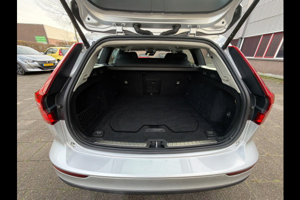 Volvo V60 2.0 B3 Momentum Business | Mild Hybrid | A-Camera | Park Assist | Pilot Assist | Navigatie | Lm-Velgen