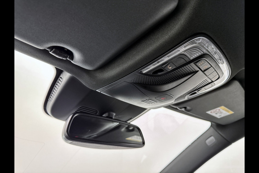 Mercedes-Benz V-Klasse 300d L3 DC 4-Matic Avantgarde AMG-Line Vol opties Dubbele cabine Airmatic Stoelventilatie Nappa leder