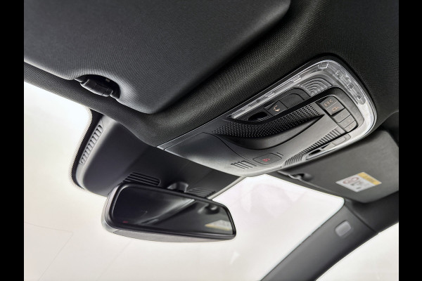 Mercedes-Benz V-Klasse 300d L3 DC 4-Matic Avantgarde AMG-Line Vol opties Dubbele cabine Airmatic Stoelventilatie Nappa leder