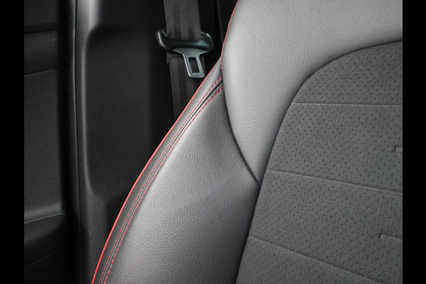 Hyundai Tucson 1.6 T-GDI 177 PK N-LINE + TREKHAAK | 19 INCH | CAMERA | STOELVERW. | CARPLAY | LED