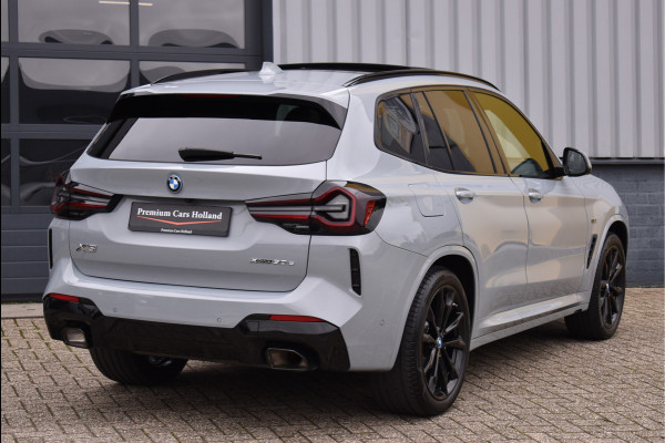 BMW X3 xDrive30e M-Pakket 292 Pk Brooklyn Grau Pano Memory Laser 20 Inch