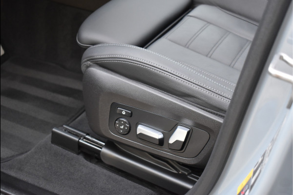 BMW X3 xDrive30e M-Pakket 292 Pk Brooklyn Grau Pano Memory Laser 20 Inch