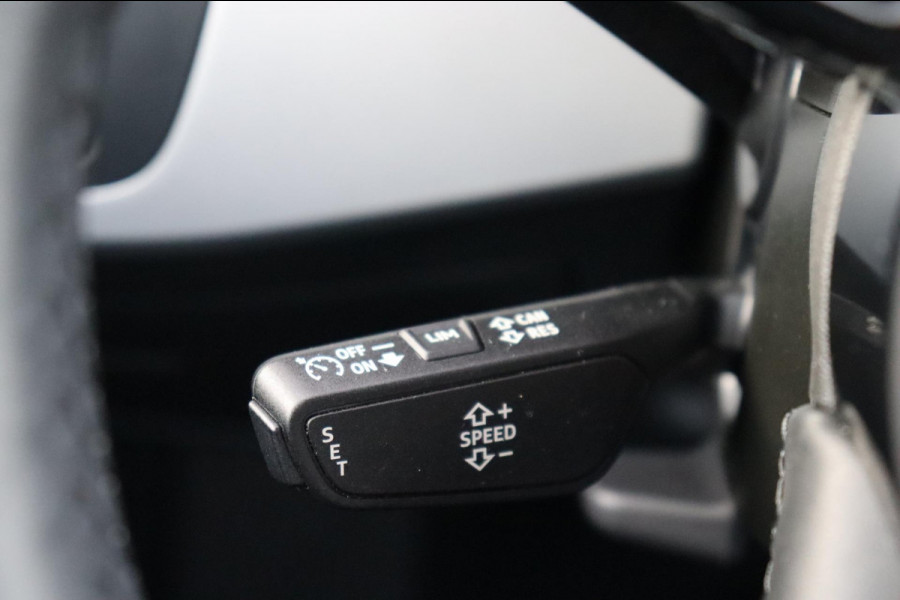 Audi A4 Limousine 35 TFSI Advanced Edition org.NL