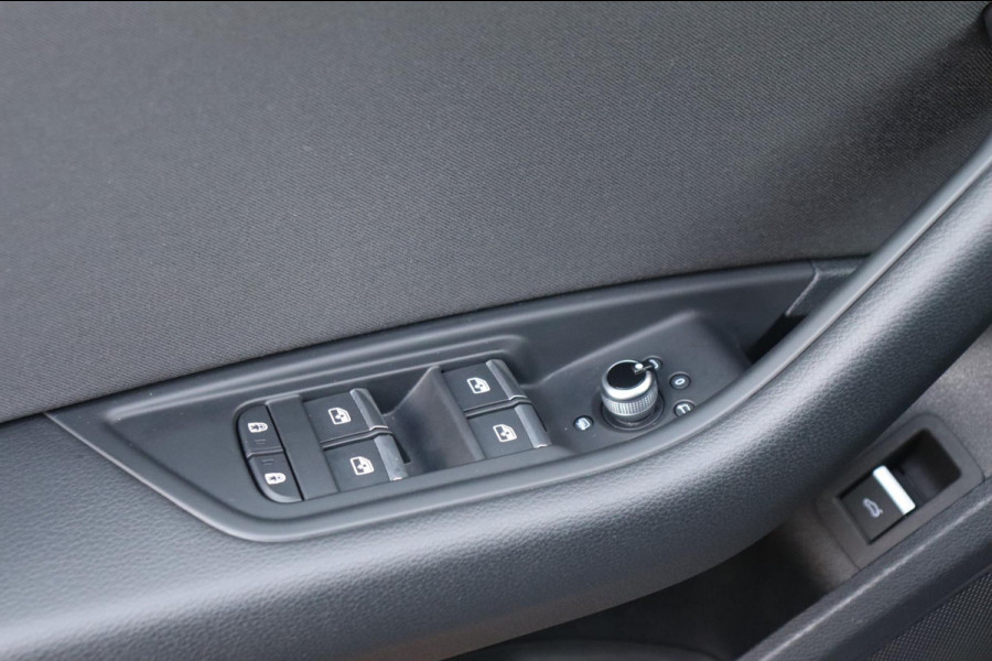 Audi A4 Limousine 35 TFSI Advanced Edition org.NL