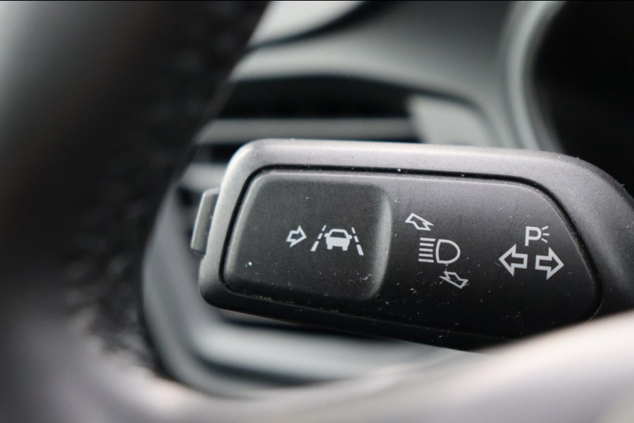 Ford FOCUS Wagon 1.0 EcoBoost Hybrid Connected org.NL