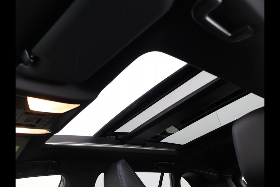 Toyota RAV4 2.5 EXECUTIVE PACK BITONE SCHUIFDAK GARANTIE 2029 LEDER. CAMERA. CARPLAY NAVIGATIE. ELEKTRISCHE ACHTERKLEP