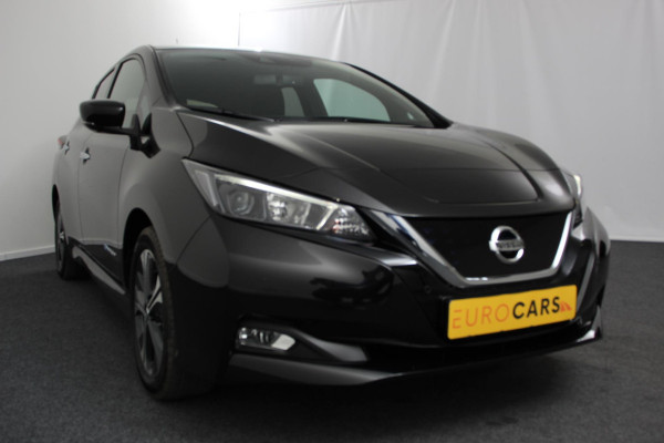 Nissan Leaf N-Connecta 40 kWh | Navigatie | Bluetooth | Cruise control | Camera | Parkeer sensoren |