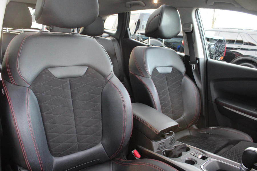 Renault Kadjar 1.3 TCe Black Edition | Automaat | Trekhaak 1500KG | BOSE | Stoelverwarming | Panorama Dak | Navigatie | Cruise Control | Climate Control | Camera |