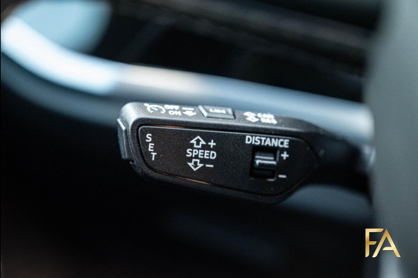 Audi Q3 Sportback 45 TFSI e S Line Edition One 20Inch|Leder|MatrixLED|Ambianceverlichting|Fullblack