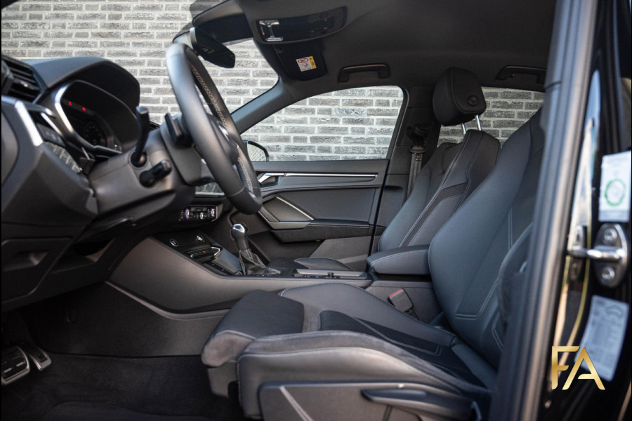 Audi Q3 Sportback 45 TFSI e S Line Edition One 20Inch|Leder|MatrixLED|Ambianceverlichting|Fullblack