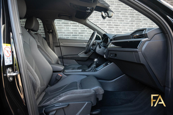 Audi Q3 Sportback 45 TFSI e S Line Edition One 20Inch|Leder|MatrixLED|Ambianceverlichting|Fullblack
