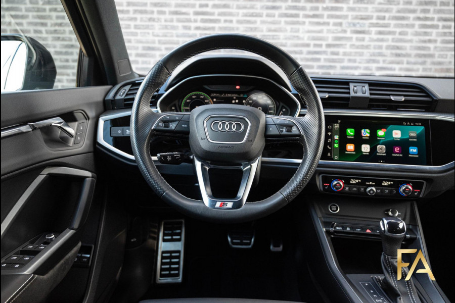 Audi Q3 Sportback 45 TFSI e S Line Edition One 20Inch|Leder|MatrixLED|Ambianceverlichting|Fullblack