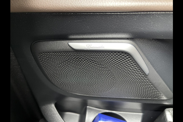 Mercedes-Benz V-Klasse 300d 237pk Extra Lang DC 5 persoons Avantgarde Edition / vaste prijs rijklaar € 49.950 ex btw / lease vanaf € 864 / AMG / burmester / leer / camera / originele Nedelandse bus !