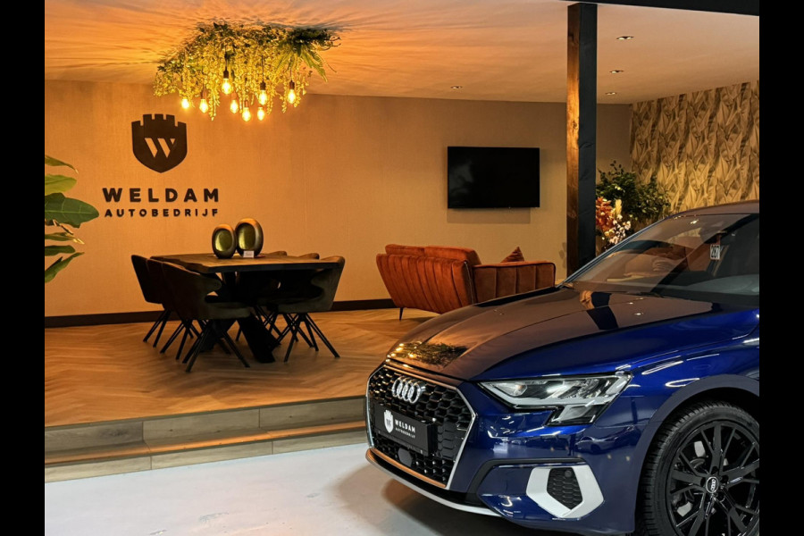 Audi A3 Sportback 35 TFSI S edition Garantie Carplay Camera StoelVW Elek Stoelen Elek Achterklep ACC Naiv Clima Led Dab Rijklaar