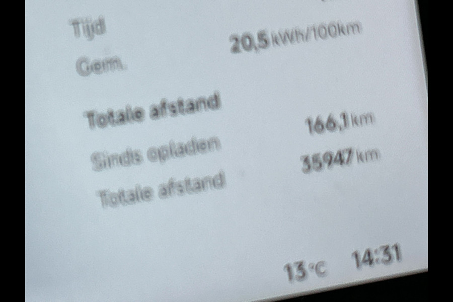 XPeng G9 RWD Long Range 98 kWh Premium Pakket | Trekhaak | Soh Waarde 97,8%!