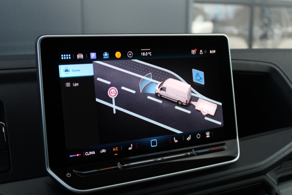 Volkswagen Crafter 35 2.0 TDI L3H3 177pk - Facelift - Navigatie - LED - Geveerde stoel - Virtual cockpit - Camera - Trekhaak - Stoelverwarming - Ri