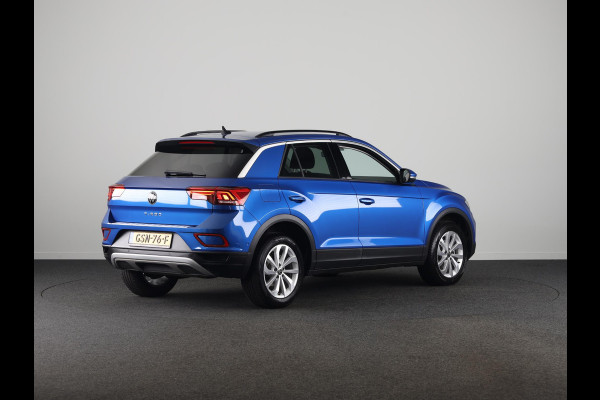 Volkswagen T-Roc 1.5 TSI Life Edition |150 pk Automaat (DSG)| Verlengde garantie |Navigatie via App | Parkeersensoren (Park assist) | Achteruitrijcamera | Adaptieve cruise control |