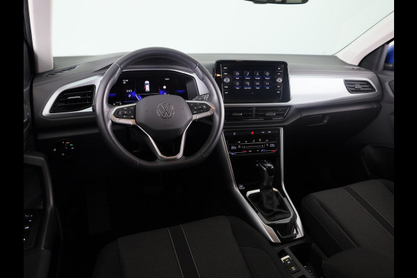 Volkswagen T-Roc 1.5 TSI Life Edition |150 pk Automaat (DSG)| Verlengde garantie |Navigatie via App | Parkeersensoren (Park assist) | Achteruitrijcamera | Adaptieve cruise control |