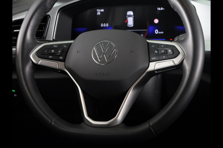 Volkswagen T-Roc 1.5 TSI Life Edition |150 pk Automaat (DSG)| Verlengde garantie |Navigatie via App | Parkeersensoren (Park assist) | Achteruitrijcamera | Adaptieve cruise control |