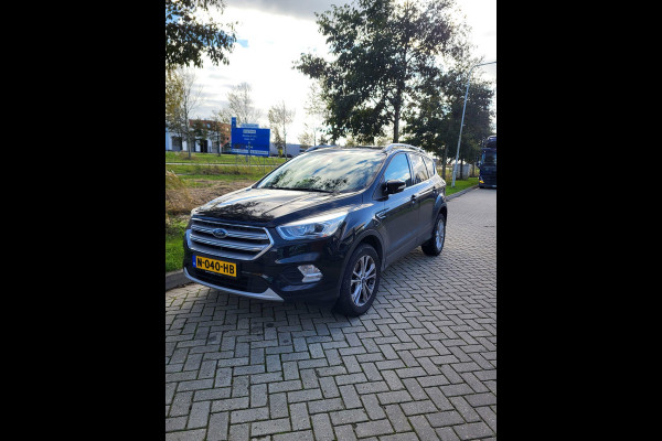 Ford Kuga 1.5 EcoBoost 150 PK Titanium | Trekhaak | Camera | Navigatie | Navigatie | Winterpakket | PDC V+A | Cruise Control