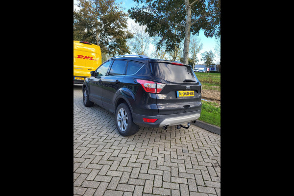 Ford Kuga 1.5 EcoBoost 150 PK Titanium | Trekhaak | Camera | Navigatie | Navigatie | Winterpakket | PDC V+A | Cruise Control