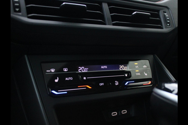 Volkswagen Taigo 1.5 TSI R-Line | PANORAMA DAK | CAMERA |