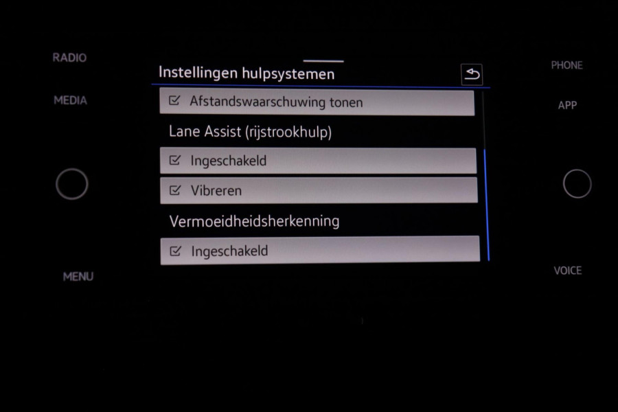 Volkswagen Polo 1.0 TSI / VIRTUAL / CAMERA / CARPLAY / STOELVERW