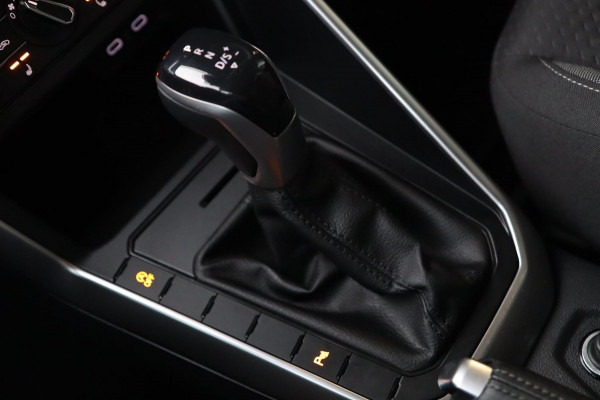 Volkswagen Polo 1.0 TSI / VIRTUAL / CAMERA / CARPLAY / STOELVERW