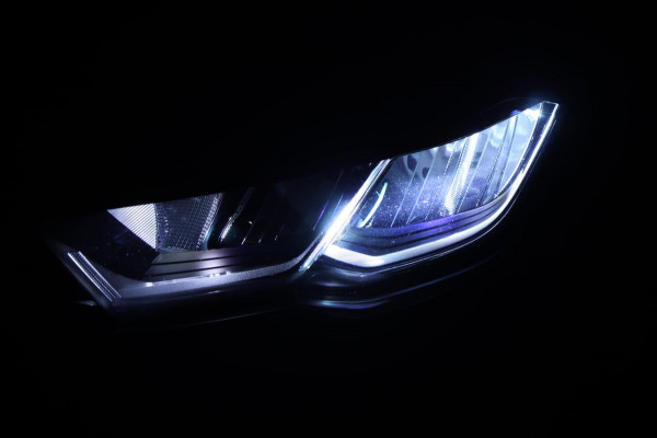 Volkswagen Polo 1.0 TSI / VIRTUAL / CAMERA / CARPLAY / STOELVERW