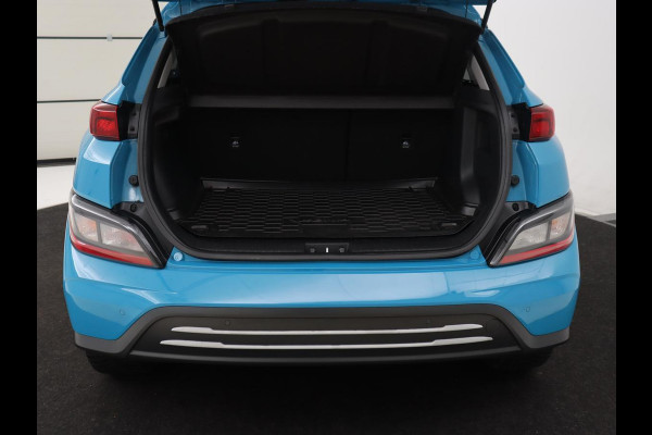 Hyundai Kona EV Comfort 39 kWh | Adaptive cruise | Camera | Carplay | Climate control | Digital Cockpit | Full LED