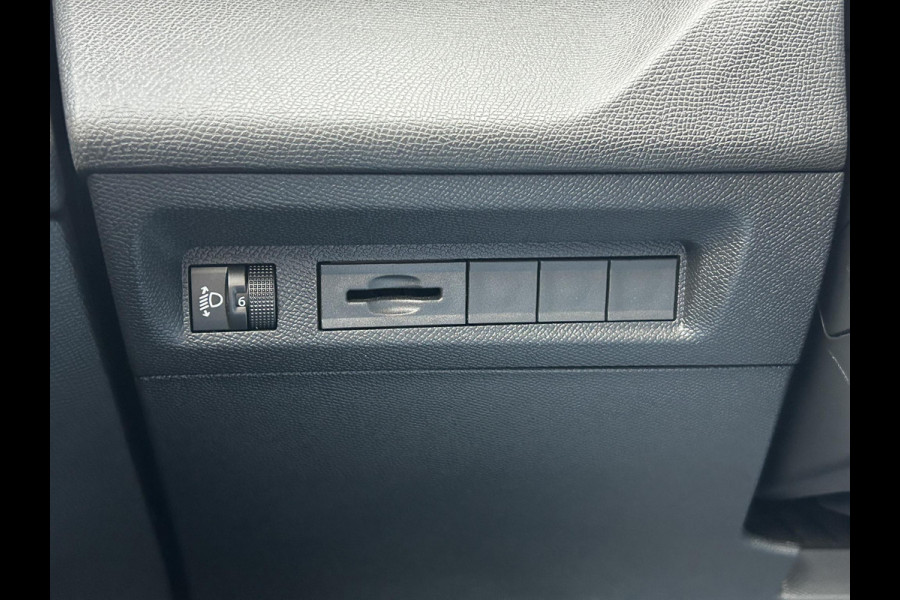 Peugeot 308 SW 1.2 PT 130 EAT8 Allure Afn. trekhaak | 1400kg trekgewicht | Prijs is rijklaar