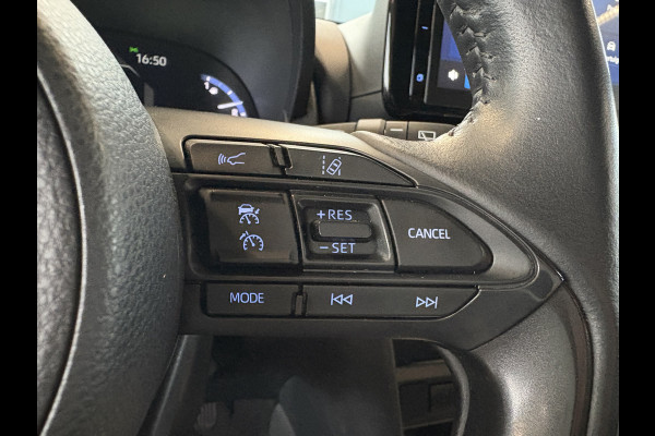 Toyota Yaris Cross 1.5 Hybrid Dynamic TREKHAAK/KEYLESS/CAMERA/NAVI/CARPLAY/17INCH