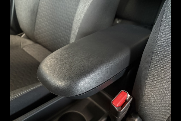 Toyota Yaris Cross 1.5 Hybrid Dynamic TREKHAAK/KEYLESS/CAMERA/NAVI/CARPLAY/17INCH