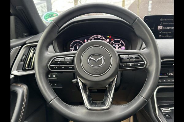 Mazda CX-80 2.5 e-SkyActiv PHEV Homura Plus 6p. 7 PERSOONS| ELEK. ACHTERKLEP | PANO| HEAD-UP | DODE HOEK| ADAPTIVE. CRUISE | ACHTERBANK VERWARMD |BOSE | SUPER COMPLEET!