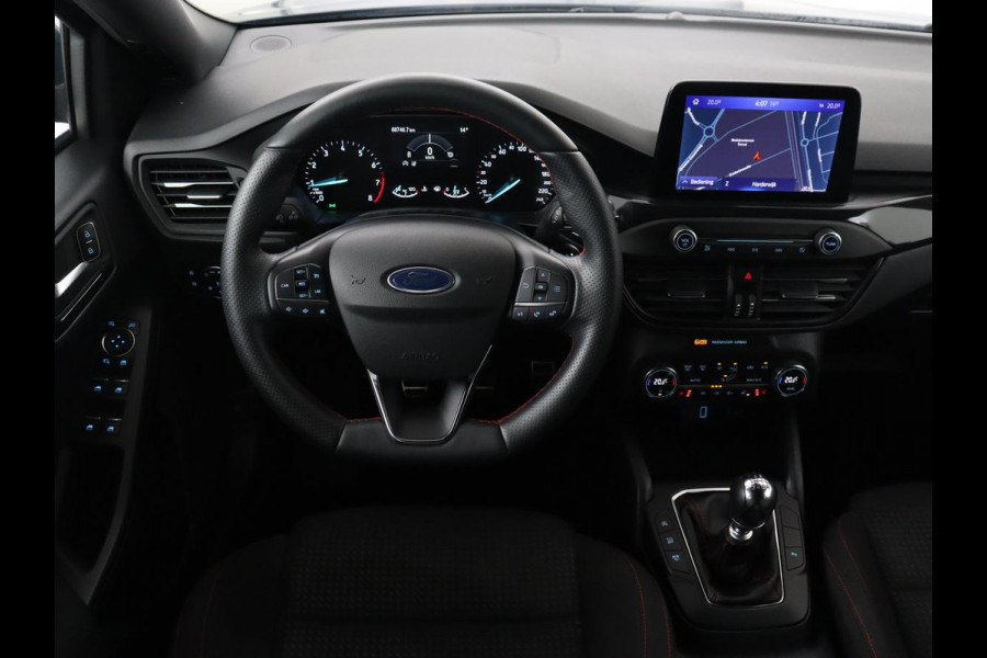 Ford Focus 1.0 EcoBoost Hybrid ST Line | Stoel & stuurverwarming | Camera | Navigatie | Carplay | Climate control | Parkeerhulp
