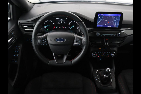 Ford Focus 1.0 EcoBoost Hybrid ST Line | Stoel & stuurverwarming | Camera | Navigatie | Carplay | Climate control | Parkeerhulp