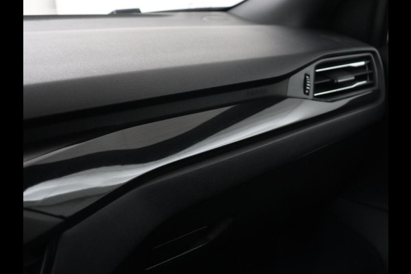 Ford Focus 1.0 EcoBoost Hybrid ST Line | Stoel & stuurverwarming | Camera | Navigatie | Carplay | Climate control | Parkeerhulp