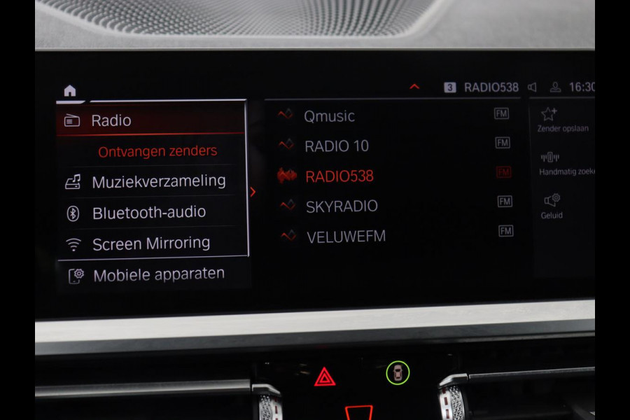 BMW 3-serie 320i M Sport | Head-Up | Stoelverwarming | Leder/Alcantara | Carplay | Live Cockpit | Keyless | Sportstoelen | Climate control