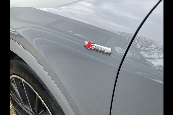 Audi Q4 e-tron 50 quattro Launch edition S Competition 77 kWh 1Eig Warmtepomp Sonos Camera Leer NL-Auto Uitstraling!