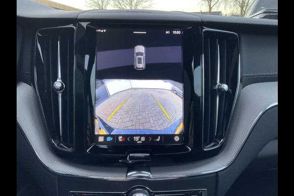 Volvo XC60 2.0 T8 456PK Plug-in hybrid AWD Ultra Black Edition Orig.NL Pano HUD Memory Carplay Trekhaak Harman/Kardon